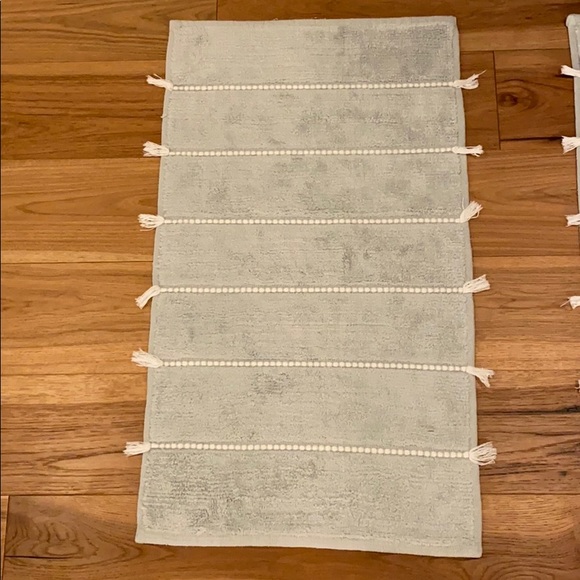 (2) Organic Tassel Stripe Bath Mats From West Elm - Picture 7 of 12